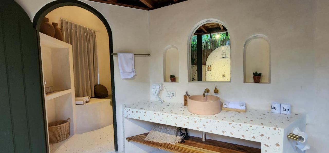 Tiu Oasis Lombok Hotel Kuta  Eksteriør billede